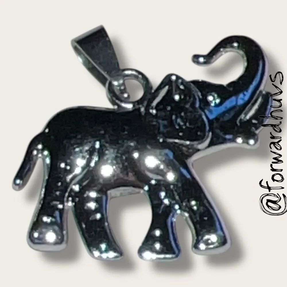 Elephant Pendant – Silver Tone – Raised Trunk